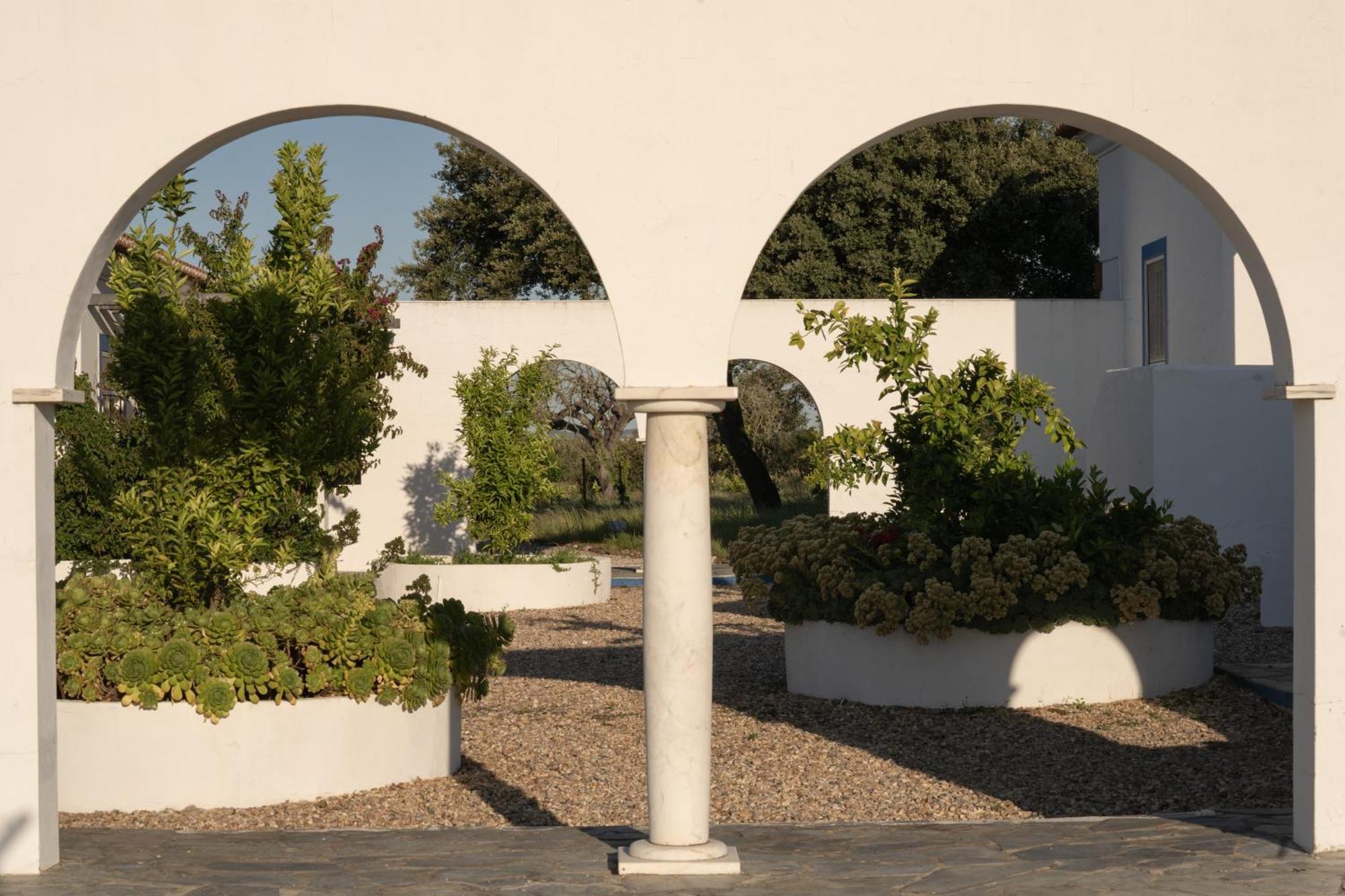 Change The World - Herdade Monte Do Peral Montes Juntos Exterior photo